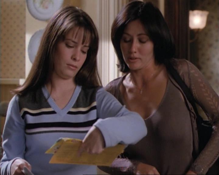 Charmed-Online-dot-net_115IsThereAWoogyInTheHouse0209.jpg