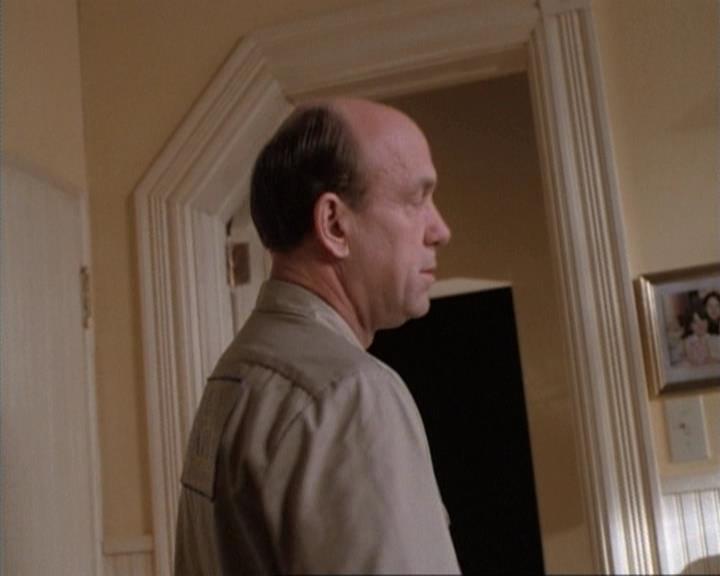 Charmed-Online-dot-net_115IsThereAWoogyInTheHouse0230.jpg Charmed-Online-dot-net_115IsThereAWoogyInTheHouse0230.jpg