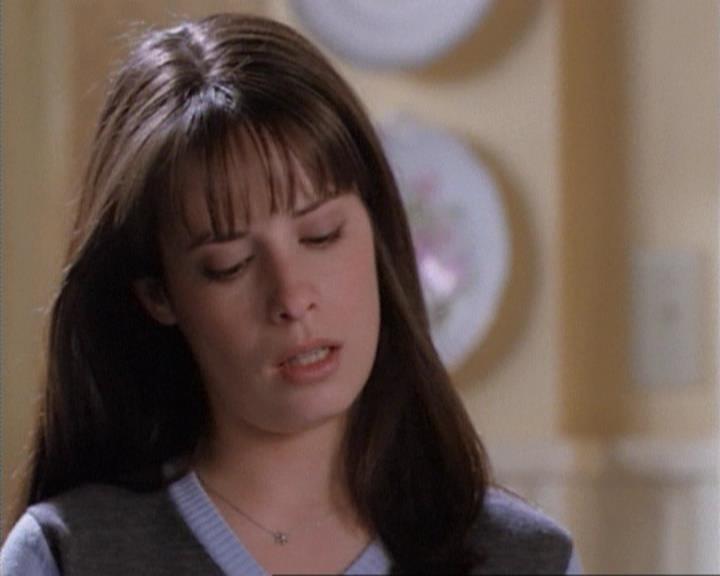 Charmed-Online-dot-net_115IsThereAWoogyInTheHouse0235.jpg Charmed-Online-dot-net_115IsThereAWoogyInTheHouse0235.jpg
