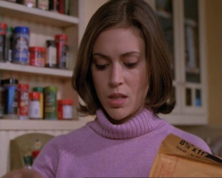 Charmed-Online-dot-net_115IsThereAWoogyInTheHouse0238.jpg Charmed-Online-dot-net_115IsThereAWoogyInTheHouse0238.jpg