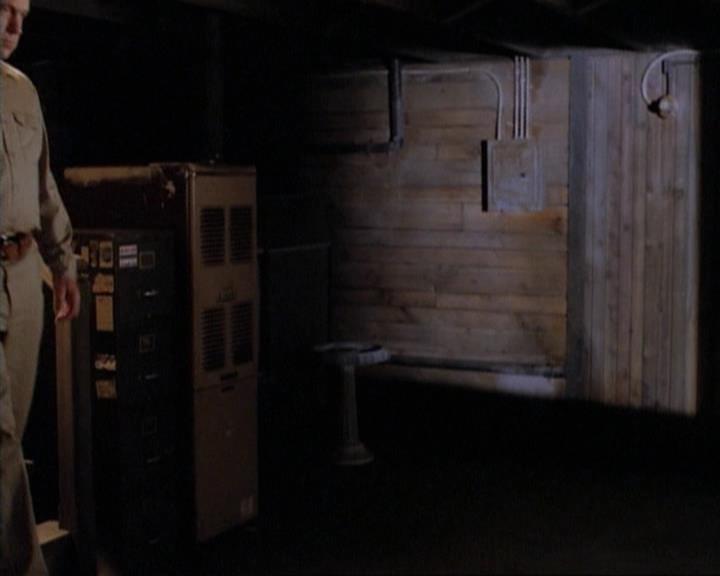 Charmed-Online-dot-net_115IsThereAWoogyInTheHouse0240.jpg Charmed-Online-dot-net_115IsThereAWoogyInTheHouse0240.jpg