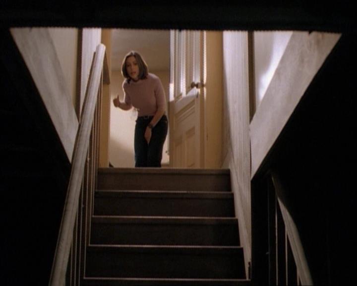 Charmed-Online-dot-net_115IsThereAWoogyInTheHouse0253.jpg Charmed-Online-dot-net_115IsThereAWoogyInTheHouse0253.jpg