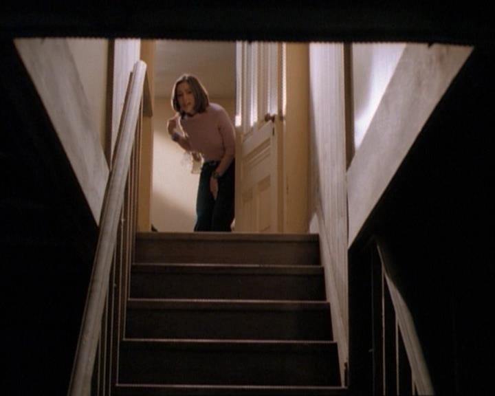 Charmed-Online-dot-net_115IsThereAWoogyInTheHouse0254.jpg Charmed-Online-dot-net_115IsThereAWoogyInTheHouse0254.jpg