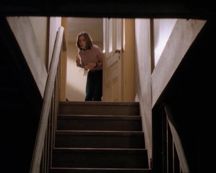 Charmed-Online-dot-net_115IsThereAWoogyInTheHouse0257.jpg Charmed-Online-dot-net_115IsThereAWoogyInTheHouse0257.jpg