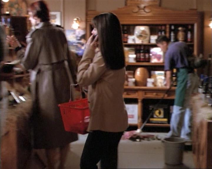 Charmed-Online-dot-net_115IsThereAWoogyInTheHouse0480.jpg Charmed-Online-dot-net_115IsThereAWoogyInTheHouse0480.jpg