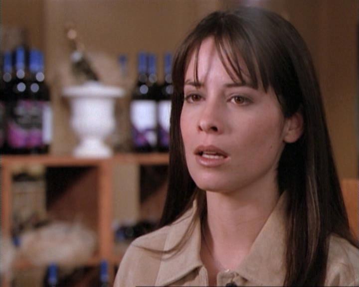 Charmed-Online-dot-net_115IsThereAWoogyInTheHouse0510.jpg