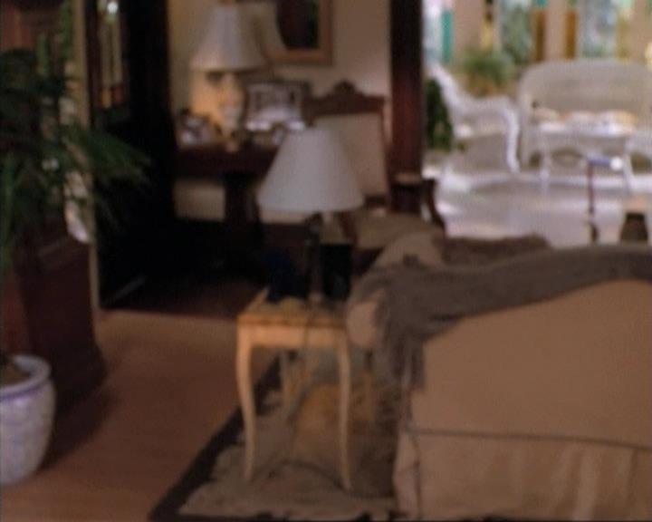 Charmed-Online-dot-net_115IsThereAWoogyInTheHouse0558.jpg Charmed-Online-dot-net_115IsThereAWoogyInTheHouse0558.jpg