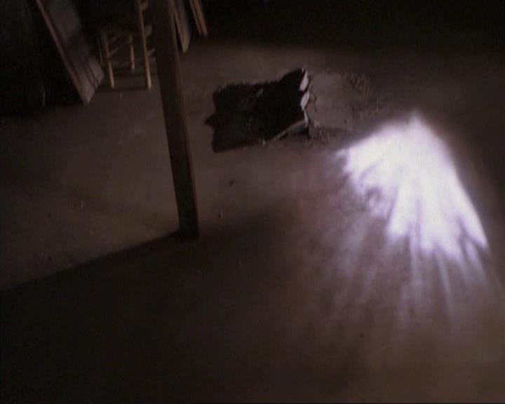 Charmed-Online-dot-net_115IsThereAWoogyInTheHouse0648.jpg Charmed-Online-dot-net_115IsThereAWoogyInTheHouse0648.jpg