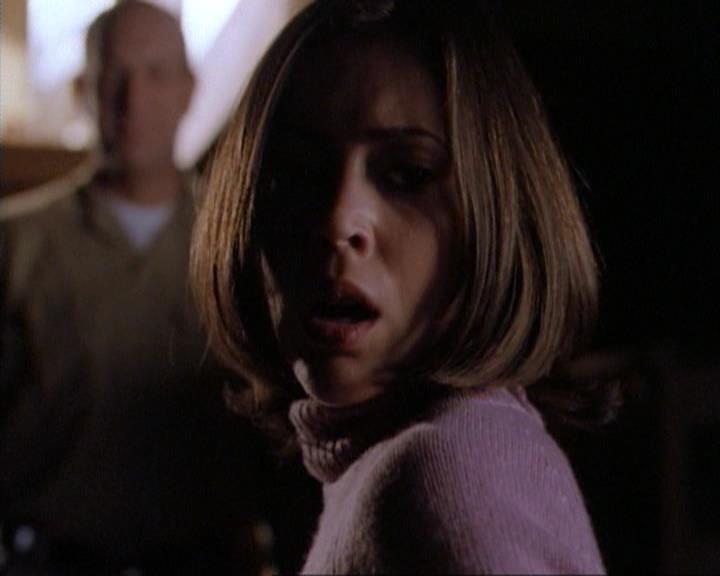 Charmed-Online-dot-net_115IsThereAWoogyInTheHouse0660.jpg Charmed-Online-dot-net_115IsThereAWoogyInTheHouse0660.jpg