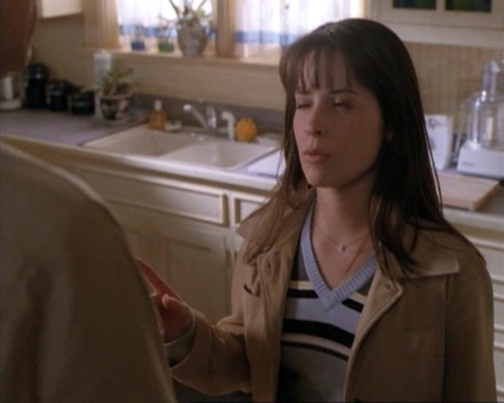 Charmed-Online-dot-net_115IsThereAWoogyInTheHouse0721.jpg Charmed-Online-dot-net_115IsThereAWoogyInTheHouse0721.jpg