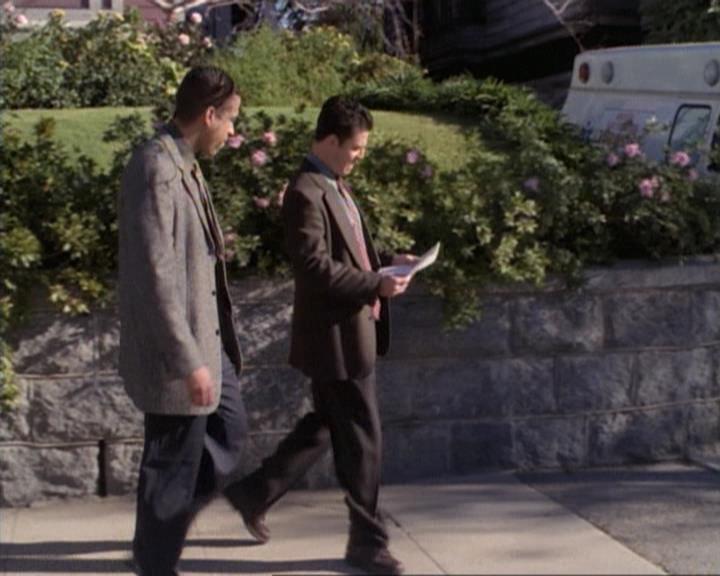 Charmed-Online-dot-net_115IsThereAWoogyInTheHouse0781.jpg Charmed-Online-dot-net_115IsThereAWoogyInTheHouse0781.jpg