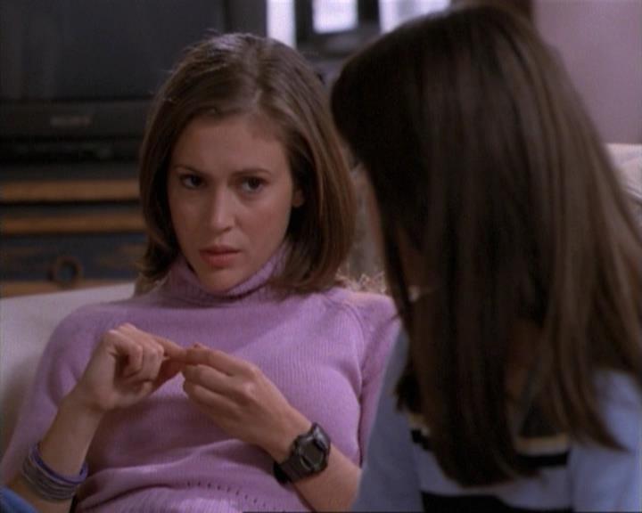 Charmed-Online-dot-net_115IsThereAWoogyInTheHouse0812.jpg Charmed-Online-dot-net_115IsThereAWoogyInTheHouse0812.jpg