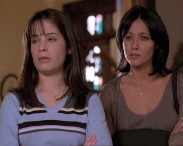 Charmed-Online-dot-net_115IsThereAWoogyInTheHouse0845.jpg