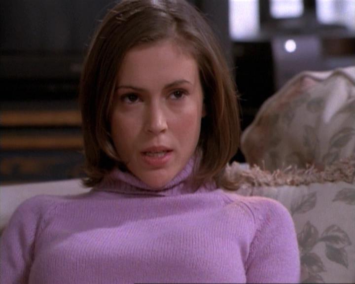 Charmed-Online-dot-net_115IsThereAWoogyInTheHouse0848.jpg