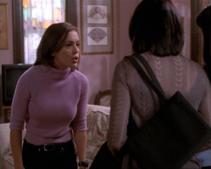 Charmed-Online-dot-net_115IsThereAWoogyInTheHouse0851.jpg