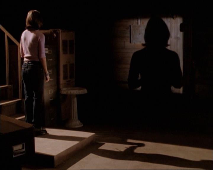 Charmed-Online-dot-net_115IsThereAWoogyInTheHouse0894.jpg