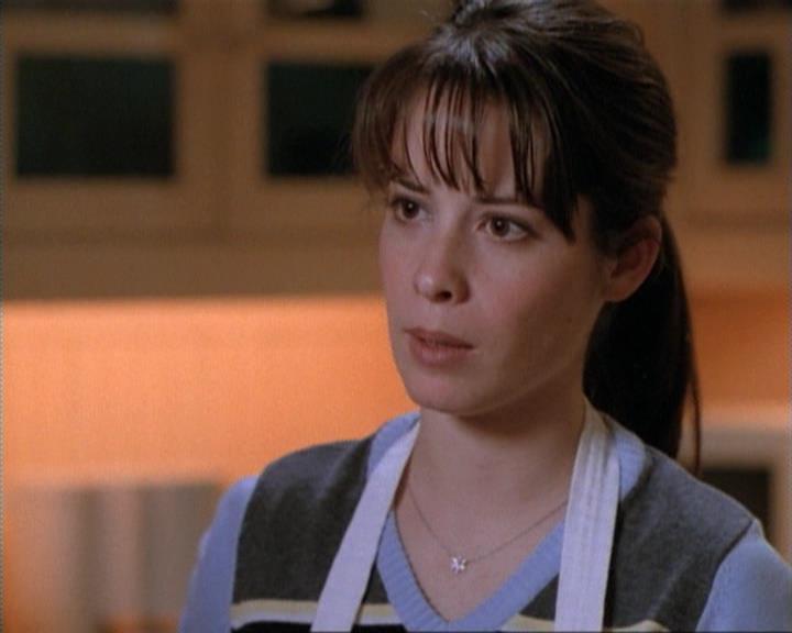 Charmed-Online-dot-net_115IsThereAWoogyInTheHouse0961.jpg