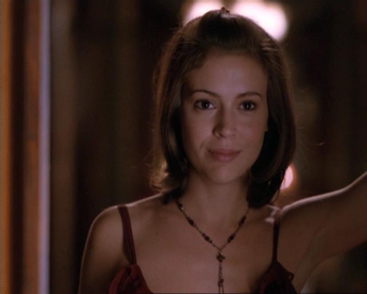 Charmed-Online-dot-net_115IsThereAWoogyInTheHouse0982.jpg