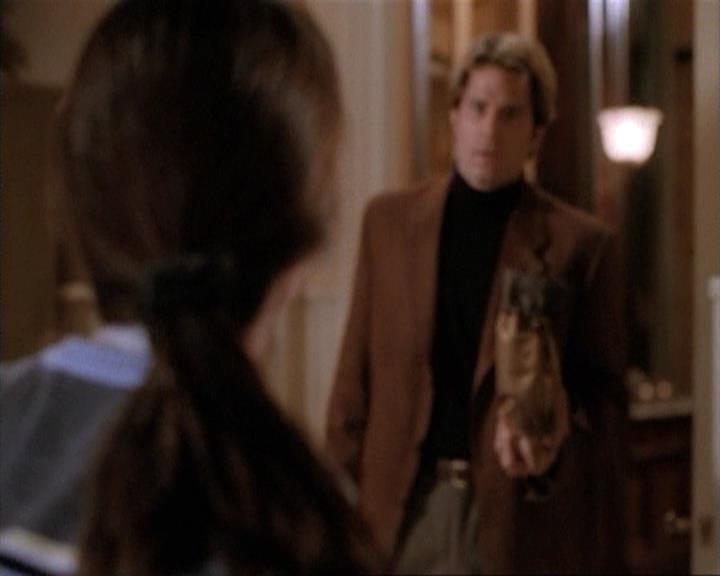 Charmed-Online-dot-net_115IsThereAWoogyInTheHouse1007.jpg