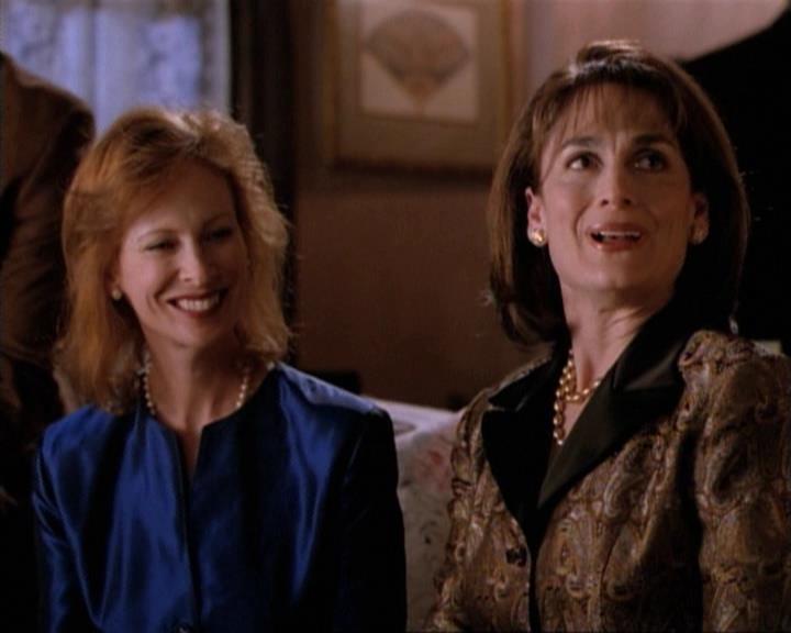 Charmed-Online-dot-net_115IsThereAWoogyInTheHouse1062.jpg Charmed-Online-dot-net_115IsThereAWoogyInTheHouse1062.jpg