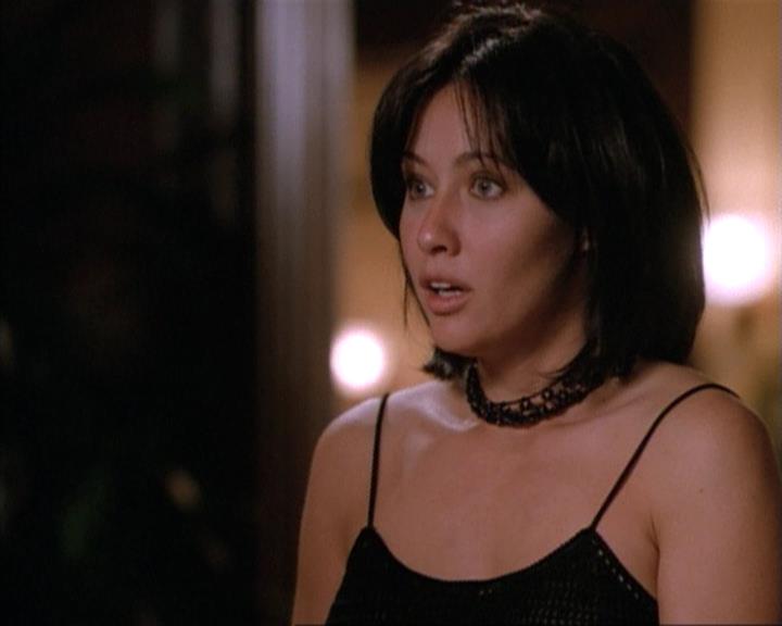 Charmed-Online-dot-net_115IsThereAWoogyInTheHouse1070.jpg Charmed-Online-dot-net_115IsThereAWoogyInTheHouse1070.jpg