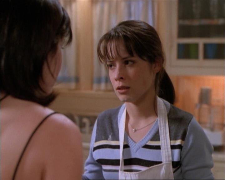 Charmed-Online-dot-net_115IsThereAWoogyInTheHouse1193.jpg Charmed-Online-dot-net_115IsThereAWoogyInTheHouse1193.jpg