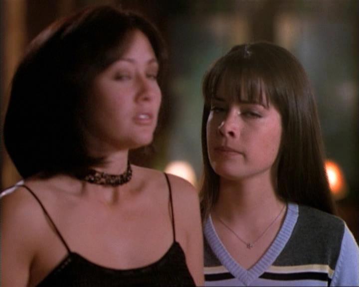 Charmed-Online-dot-net_115IsThereAWoogyInTheHouse1263.jpg