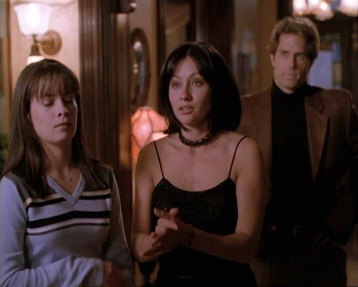 Charmed-Online-dot-net_115IsThereAWoogyInTheHouse1283.jpg Charmed-Online-dot-net_115IsThereAWoogyInTheHouse1283.jpg