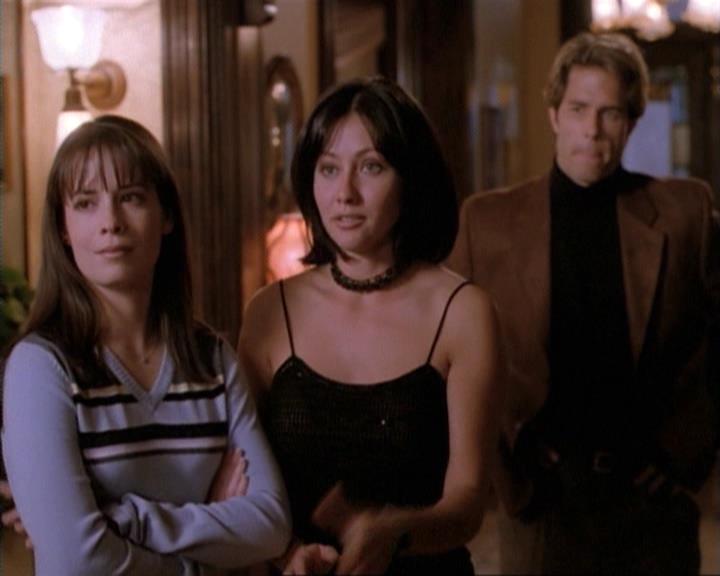 Charmed-Online-dot-net_115IsThereAWoogyInTheHouse1284.jpg Charmed-Online-dot-net_115IsThereAWoogyInTheHouse1284.jpg