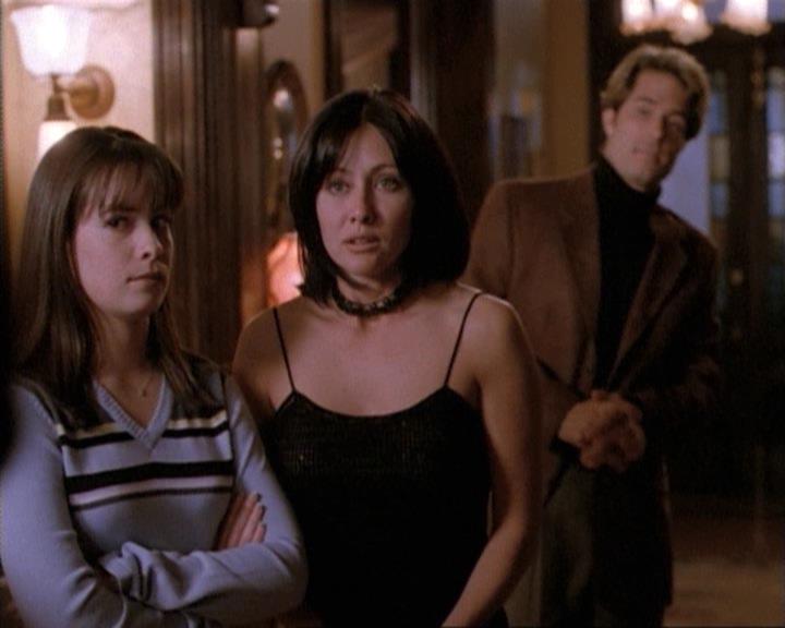 Charmed-Online-dot-net_115IsThereAWoogyInTheHouse1288.jpg