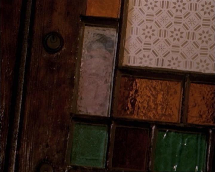 Charmed-Online-dot-net_115IsThereAWoogyInTheHouse1361.jpg Charmed-Online-dot-net_115IsThereAWoogyInTheHouse1361.jpg