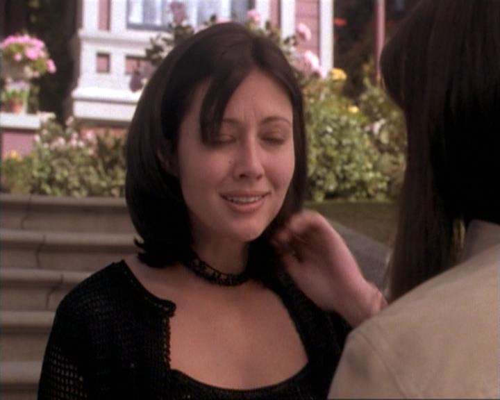Charmed-Online-dot-net_115IsThereAWoogyInTheHouse1410.jpg Charmed-Online-dot-net_115IsThereAWoogyInTheHouse1410.jpg