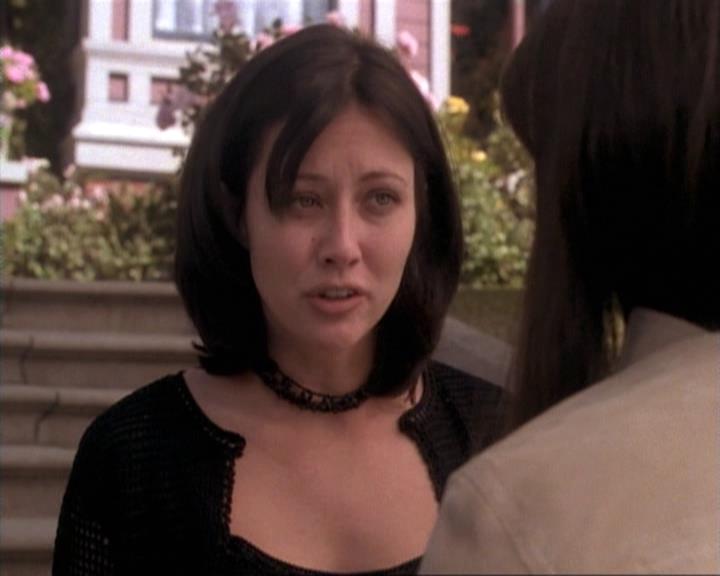 Charmed-Online-dot-net_115IsThereAWoogyInTheHouse1411.jpg Charmed-Online-dot-net_115IsThereAWoogyInTheHouse1411.jpg