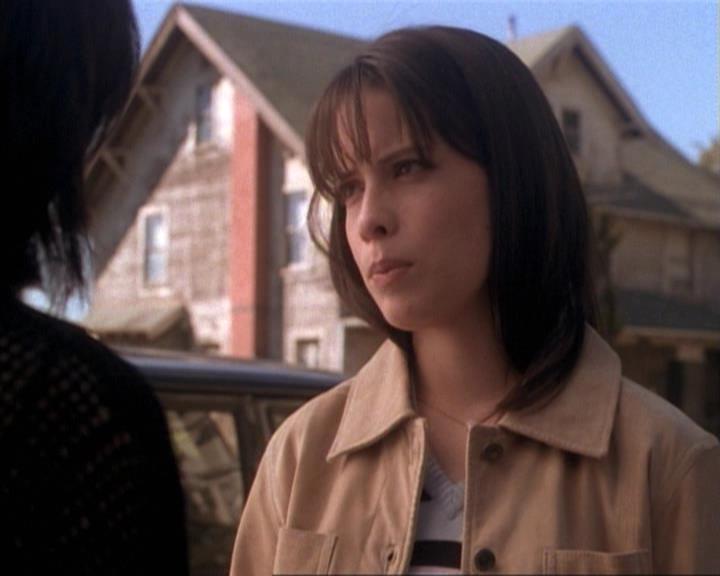 Charmed-Online-dot-net_115IsThereAWoogyInTheHouse1414.jpg Charmed-Online-dot-net_115IsThereAWoogyInTheHouse1414.jpg