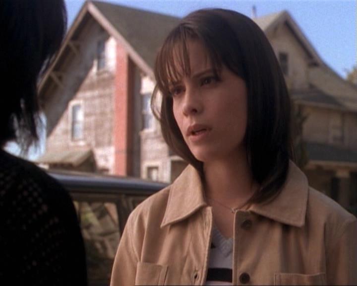 Charmed-Online-dot-net_115IsThereAWoogyInTheHouse1415.jpg Charmed-Online-dot-net_115IsThereAWoogyInTheHouse1415.jpg