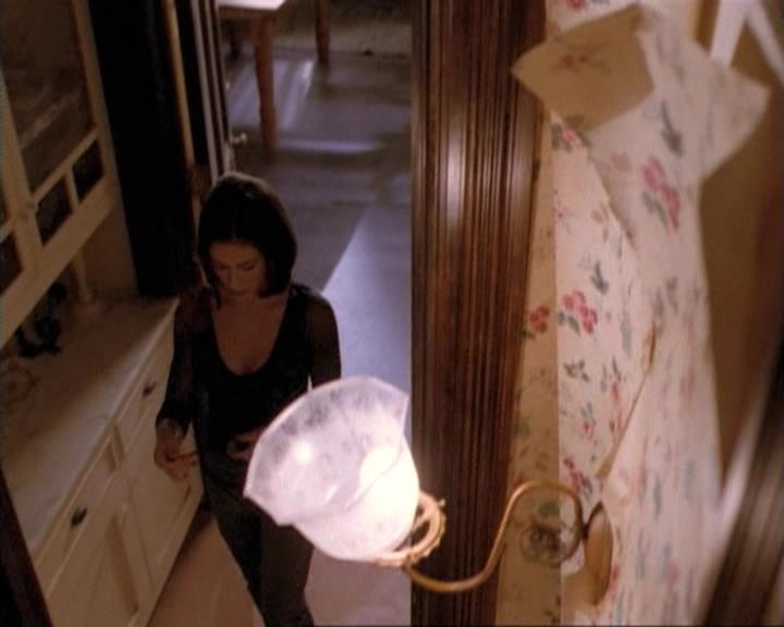 Charmed-Online-dot-net_115IsThereAWoogyInTheHouse1424.jpg Charmed-Online-dot-net_115IsThereAWoogyInTheHouse1424.jpg