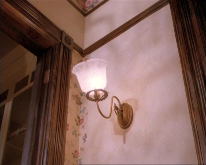 Charmed-Online-dot-net_115IsThereAWoogyInTheHouse1426.jpg Charmed-Online-dot-net_115IsThereAWoogyInTheHouse1426.jpg