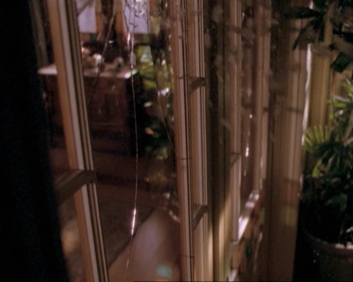 Charmed-Online-dot-net_115IsThereAWoogyInTheHouse1430.jpg Charmed-Online-dot-net_115IsThereAWoogyInTheHouse1430.jpg