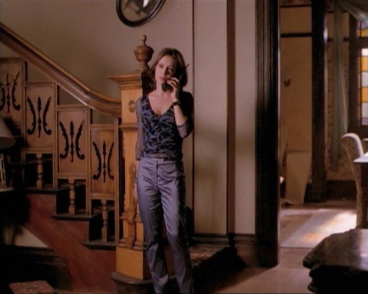 Charmed-Online-dot-net_115IsThereAWoogyInTheHouse1438.jpg Charmed-Online-dot-net_115IsThereAWoogyInTheHouse1438.jpg