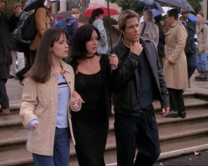 Charmed-Online-dot-net_115IsThereAWoogyInTheHouse1468.jpg Charmed-Online-dot-net_115IsThereAWoogyInTheHouse1468.jpg