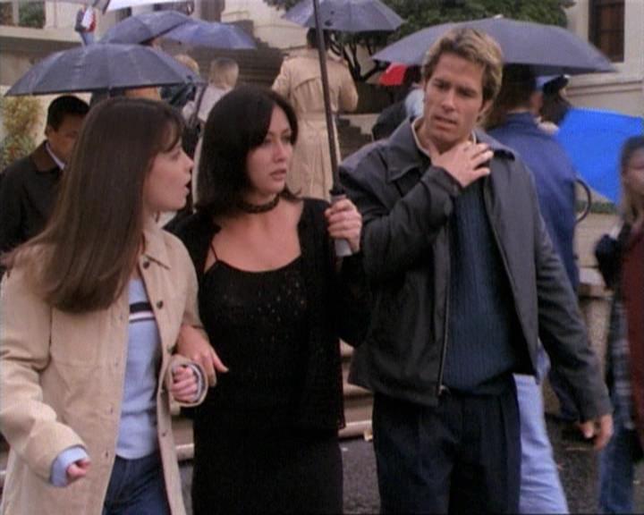 Charmed-Online-dot-net_115IsThereAWoogyInTheHouse1470.jpg Charmed-Online-dot-net_115IsThereAWoogyInTheHouse1470.jpg