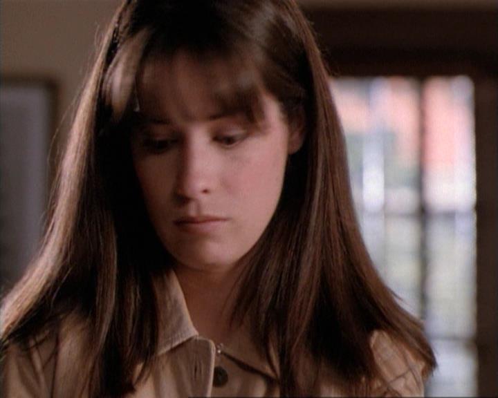 Charmed-Online-dot-net_115IsThereAWoogyInTheHouse1558.jpg Charmed-Online-dot-net_115IsThereAWoogyInTheHouse1558.jpg