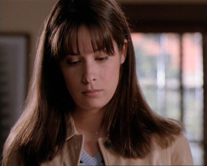 Charmed-Online-dot-net_115IsThereAWoogyInTheHouse1603.jpg Charmed-Online-dot-net_115IsThereAWoogyInTheHouse1603.jpg