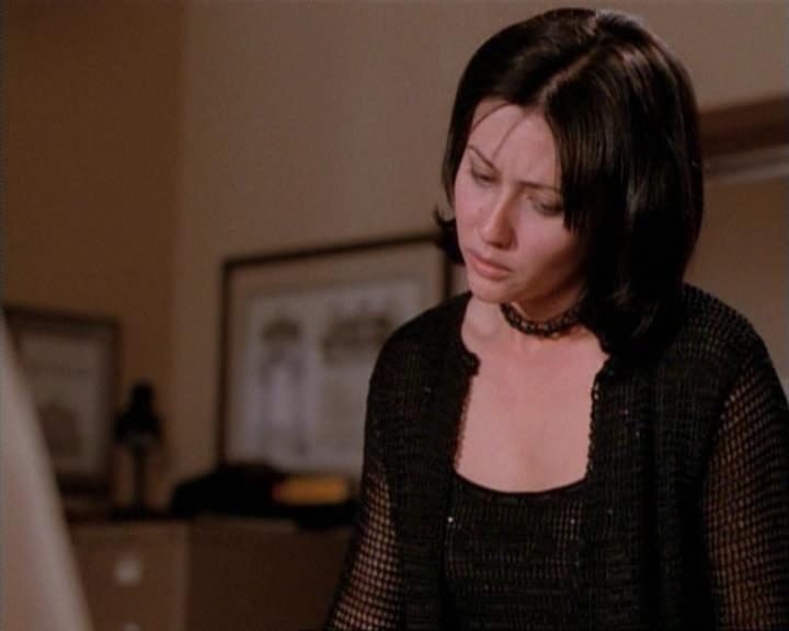 Charmed-Online-dot-net_115IsThereAWoogyInTheHouse1604.jpg Charmed-Online-dot-net_115IsThereAWoogyInTheHouse1604.jpg