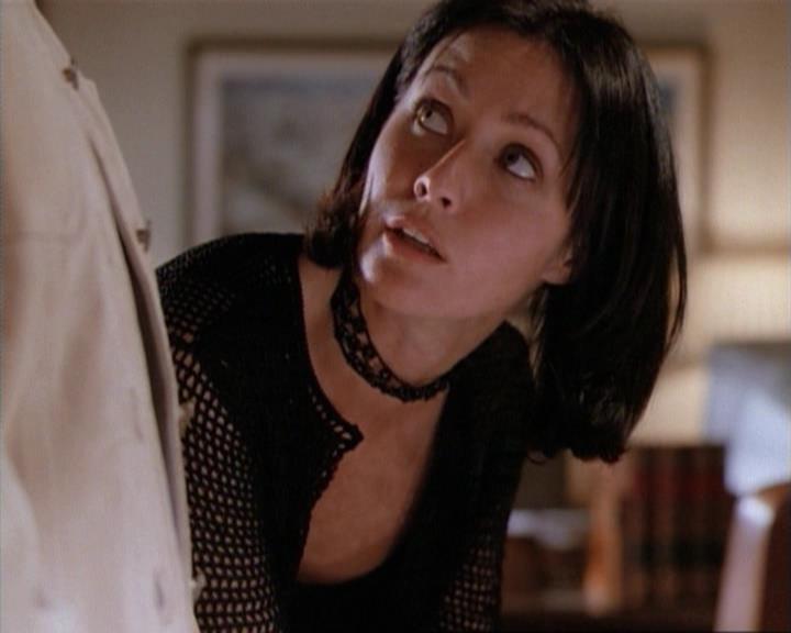 Charmed-Online-dot-net_115IsThereAWoogyInTheHouse1630.jpg Charmed-Online-dot-net_115IsThereAWoogyInTheHouse1630.jpg