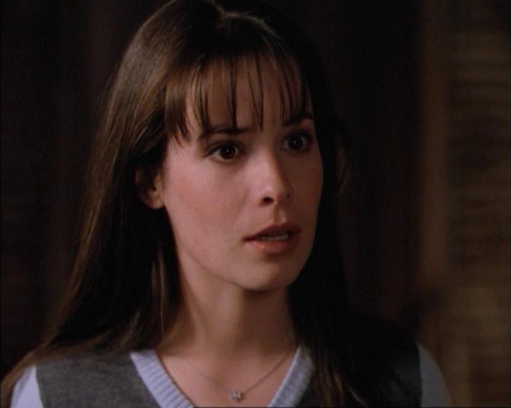 Charmed-Online-dot-net_115IsThereAWoogyInTheHouse1832.jpg