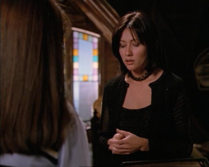 Charmed-Online-dot-net_115IsThereAWoogyInTheHouse1842.jpg