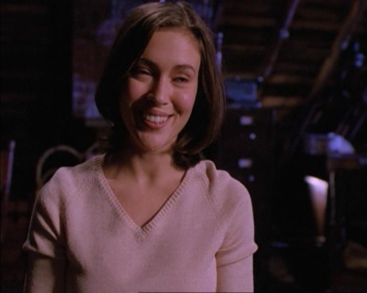 Charmed-Online-dot-net_115IsThereAWoogyInTheHouse2346.jpg