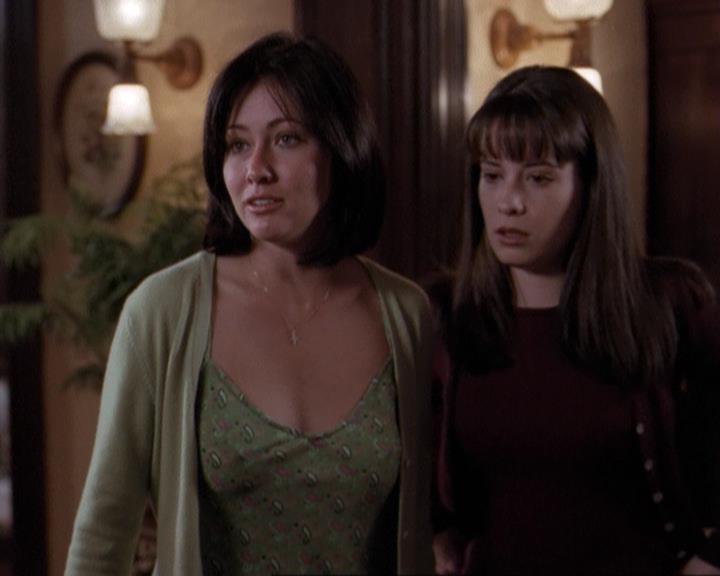 Charmed-Online-dot-net_116WichPrueIsItAnyway0107.jpg Charmed-Online-dot-net_116WichPrueIsItAnyway0107.jpg