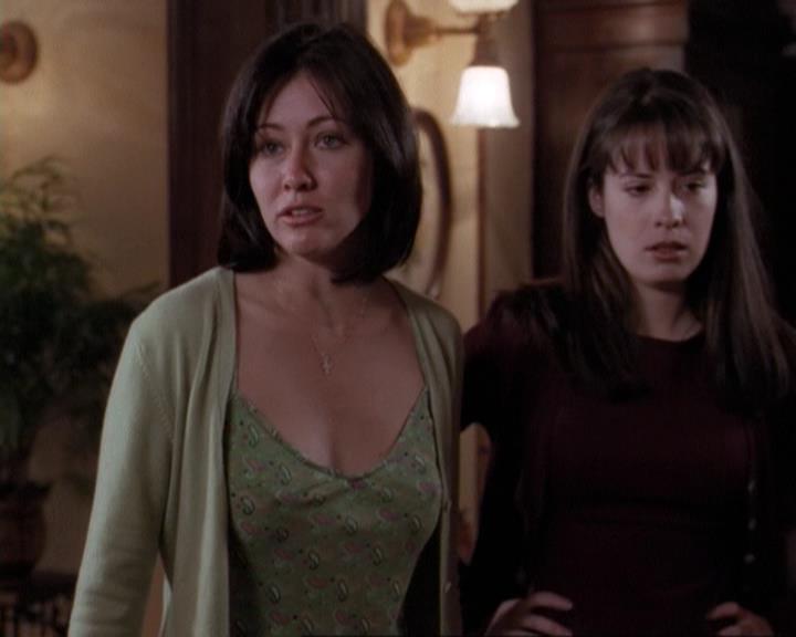 Charmed-Online-dot-net_116WichPrueIsItAnyway0108.jpg Charmed-Online-dot-net_116WichPrueIsItAnyway0108.jpg